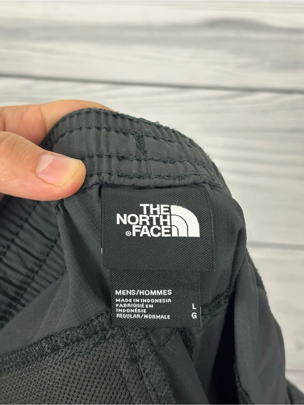 The North Face men’s pull on adventure shorts size large hiking outdoor